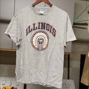 University of Illinois Chief Illiniwek t shirt